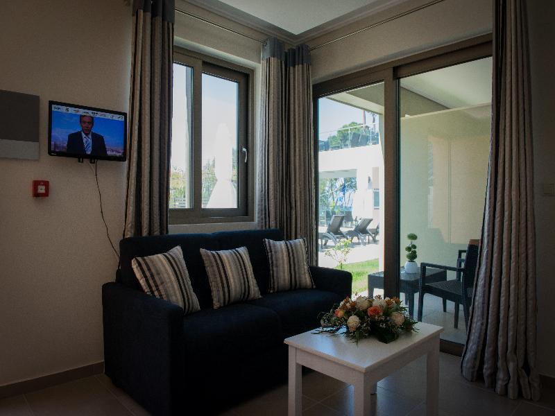كالاماتا Mantinia Bay Hotel المظهر الخارجي الصورة