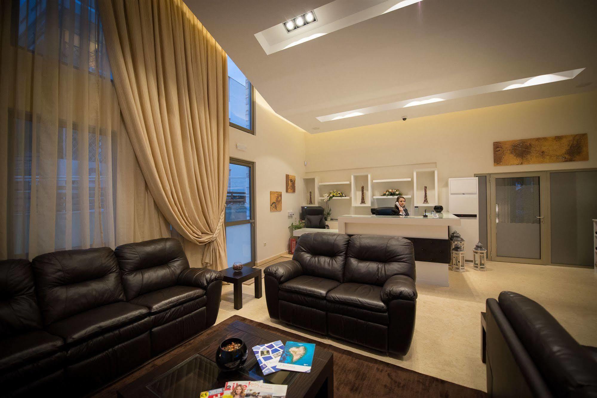 كالاماتا Mantinia Bay Hotel المظهر الخارجي الصورة